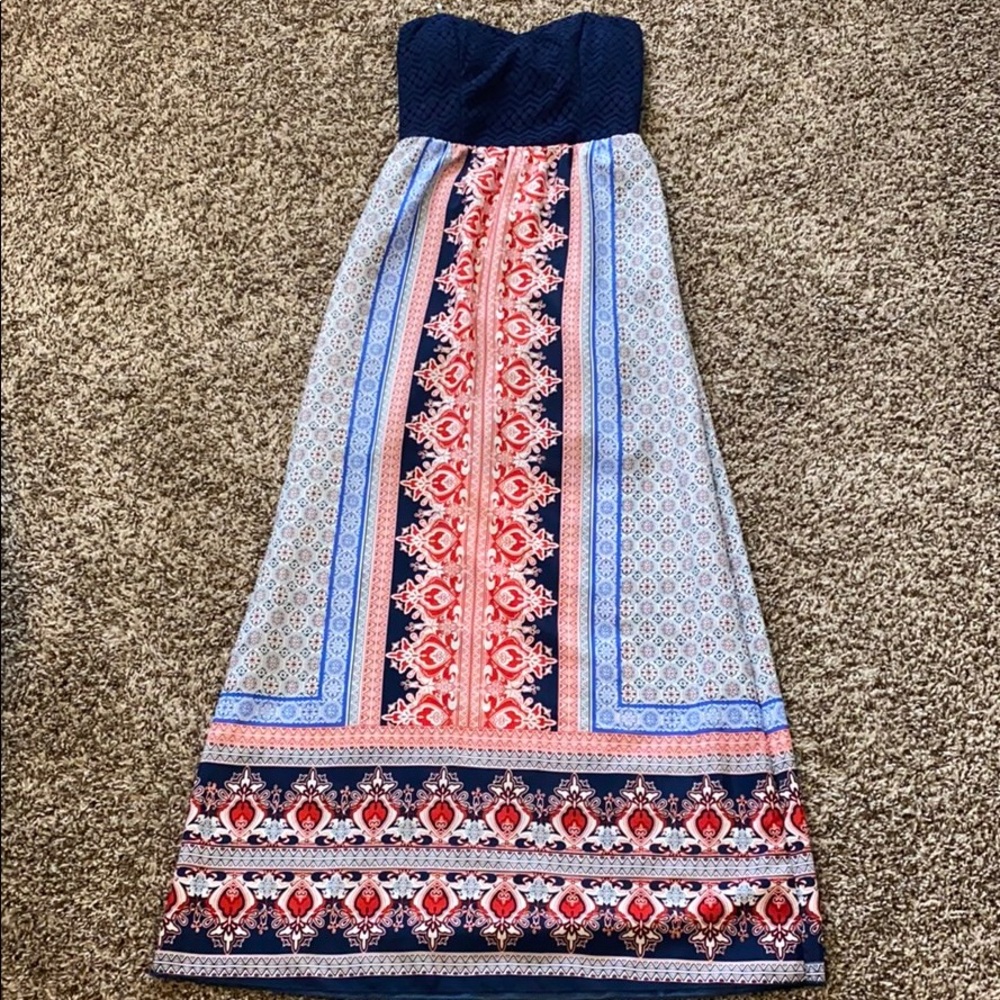 Maxi strapless dress